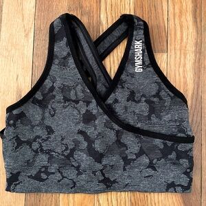 GYMSHARK - Adapt Camo Sports Bra (Black)
